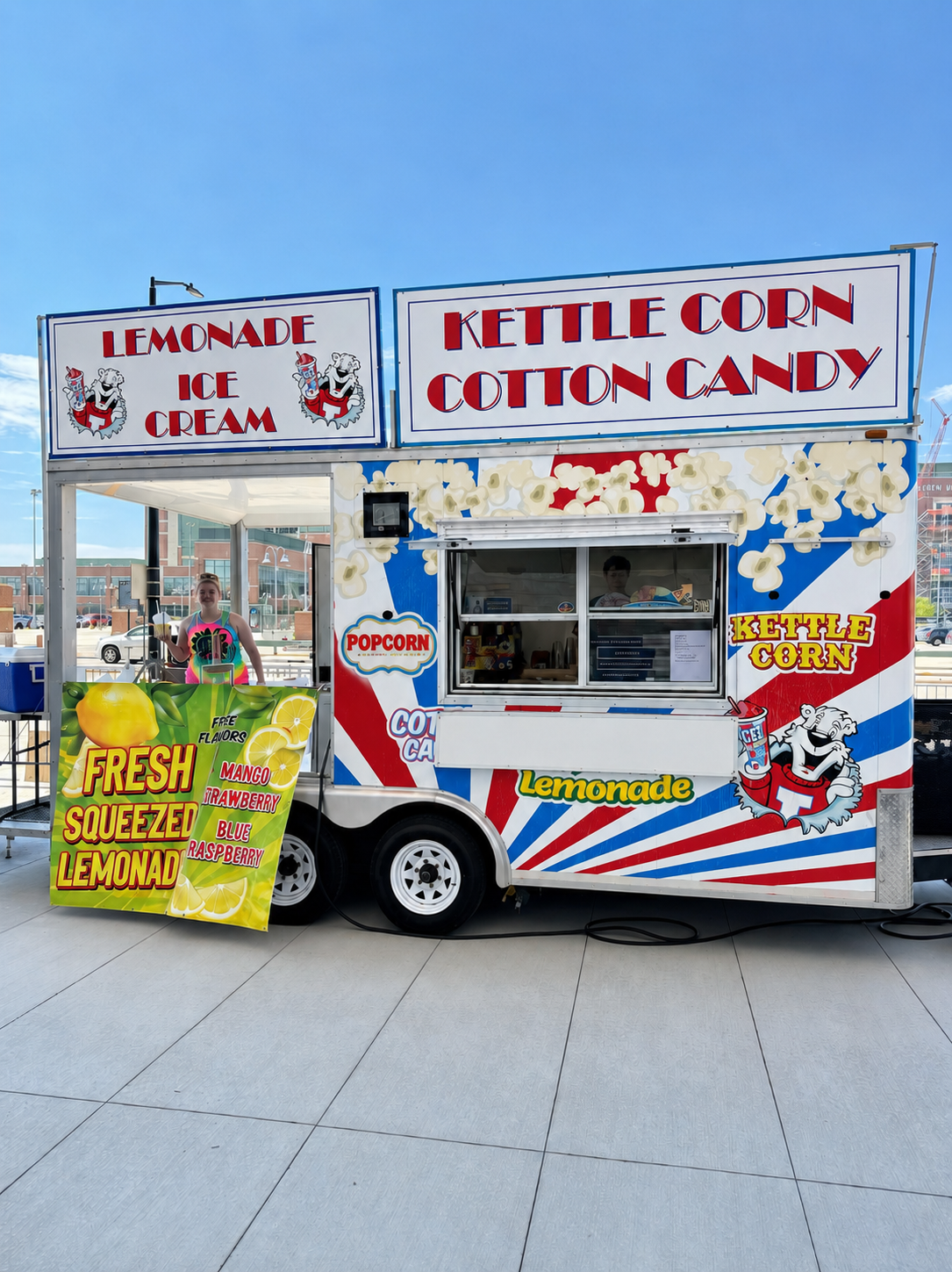 Fun Fest Foods concession trailer serving kettle corn, popcorn, fresh squeezed lemonade, ice cream, cotton candy, and event treats in Green Bay Wisconsin
